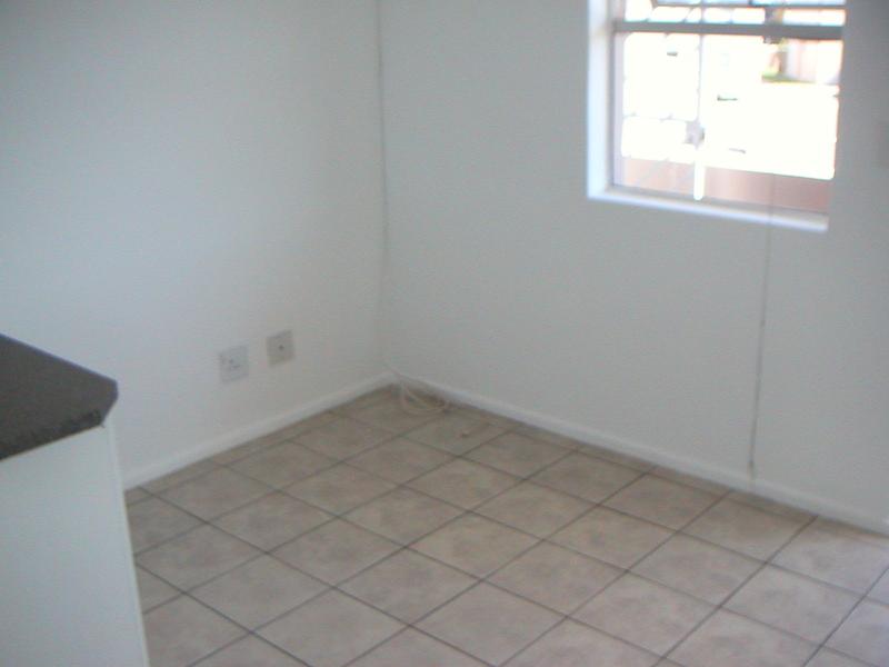 1 Bedroom Property for Sale in Bothasig Western Cape